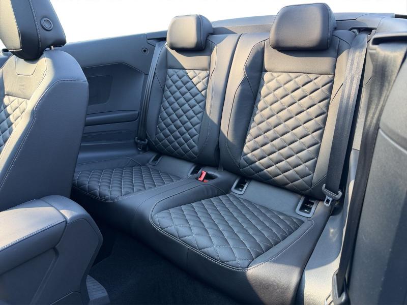Volkswagen T-Roc Cabriolet R-Line – Bild 16 von 21