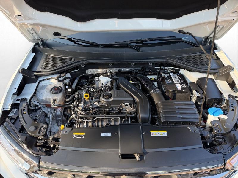 Volkswagen T-Roc Cabriolet R-Line – Bild 18 von 21