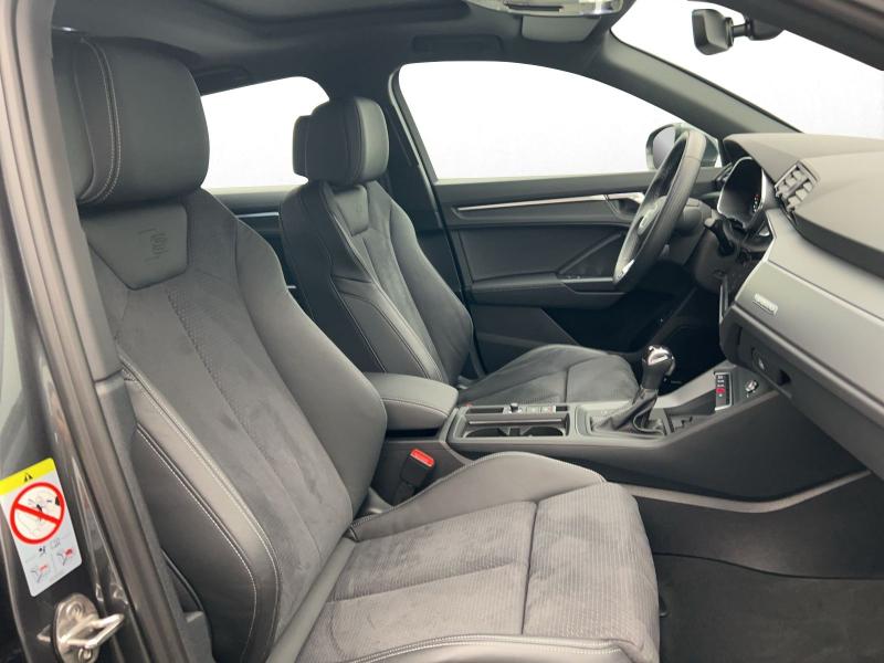 Audi Q3 Sportback S line – image 4 of 19