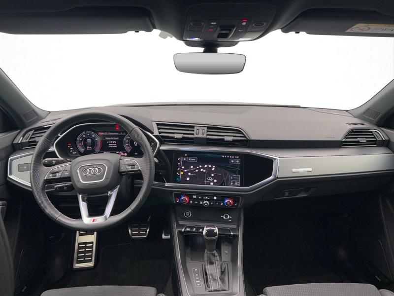 Audi Q3 Sportback S line – image 5 of 19