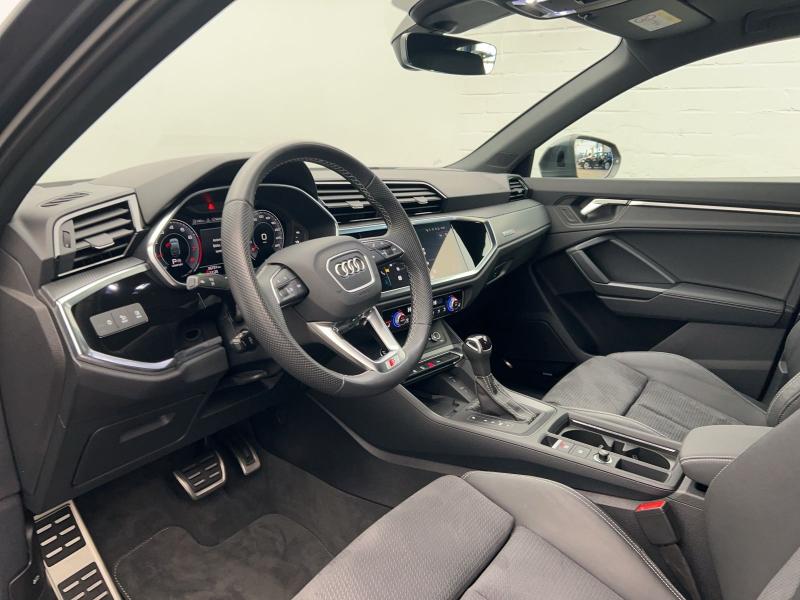 Audi Q3 Sportback S line – image 15 of 19