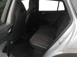 Volkswagen ID.4 Pro Performance – image 16 of 22