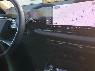 Audi A6 Avant S line – image 7 of 18