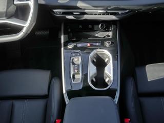 Audi A6 Avant S line – image 7 of 24