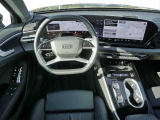 Audi A6 Avant S line – image 8 of 24