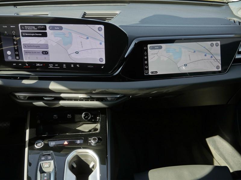 Audi A6 Avant S line – image 6 of 24