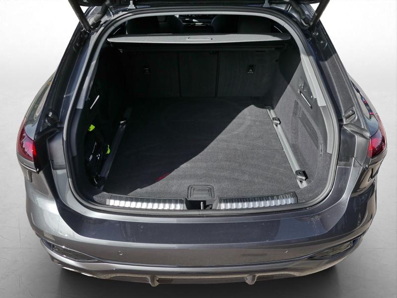Audi A6 Avant S line – image 11 of 24