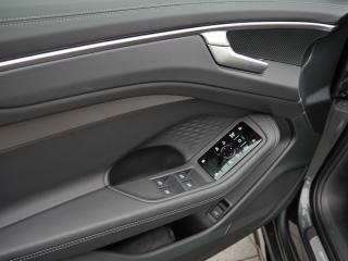 Audi A6 Avant S line – image 20 of 23