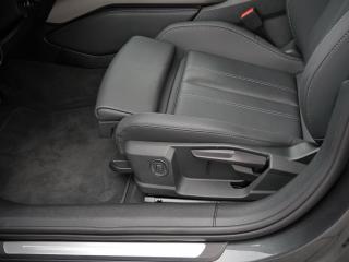 Audi A6 Avant S line – image 21 of 23