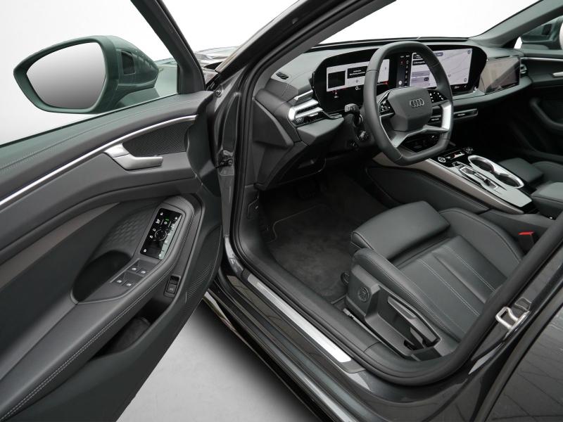 Audi A6 Avant S line – image 14 of 23