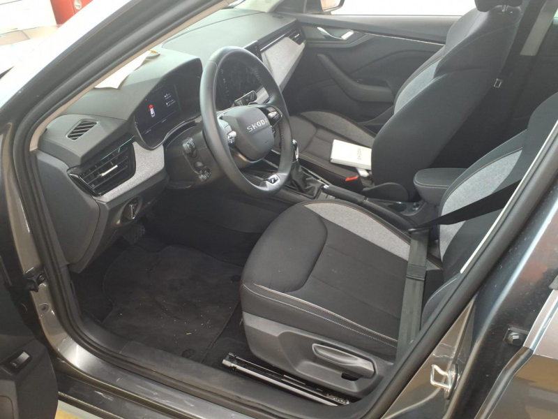 Škoda Kamiq Tour – image 3 of 6