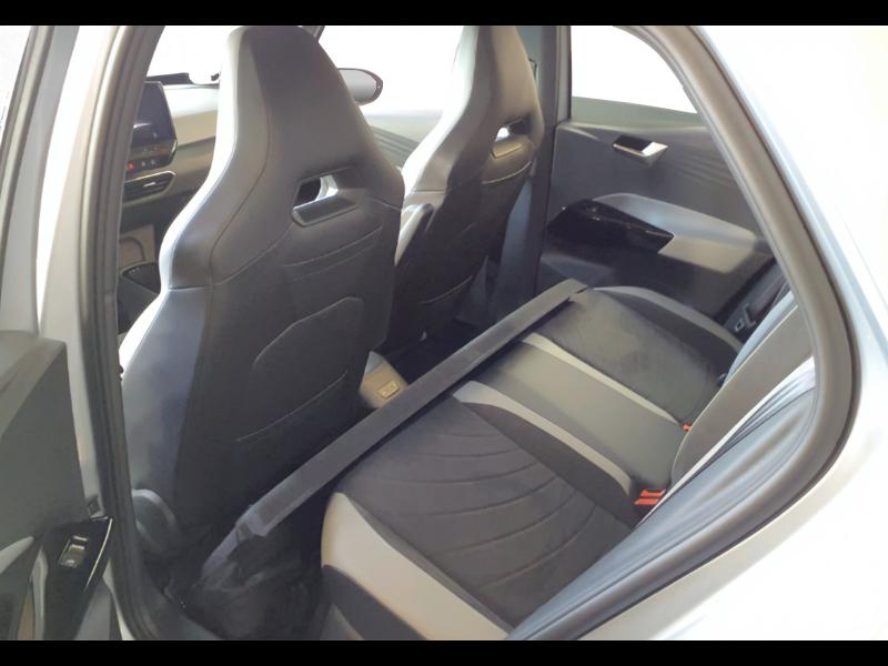 Volkswagen ID.3 Pro Performance – image 6 of 6