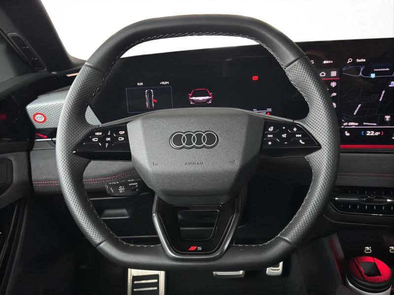 Audi S6 Avant e-tron S line – image 8 of 25