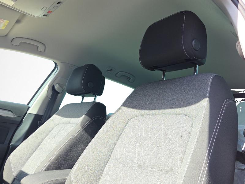 Volkswagen Passat Variant Business – image 10 of 21
