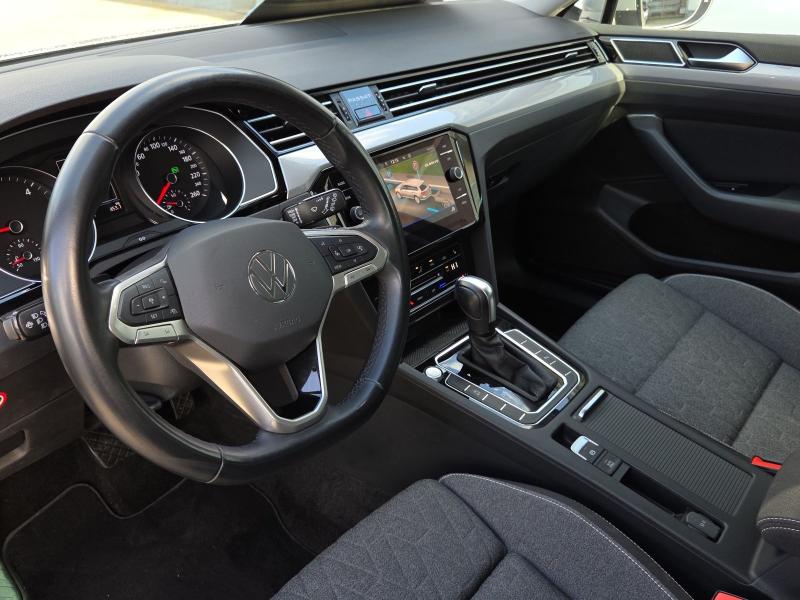 Volkswagen Passat Variant Business – image 20 of 21
