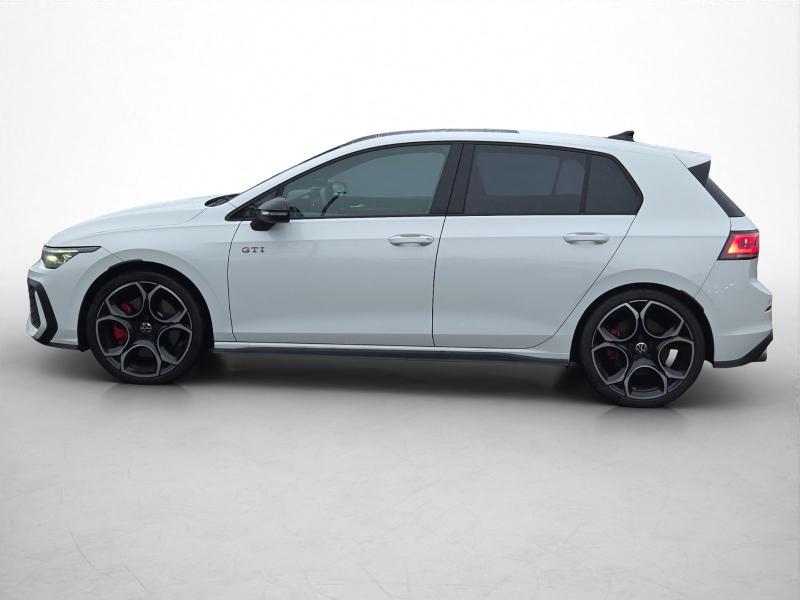 Volkswagen Golf GTI Black Style – image 3 of 18