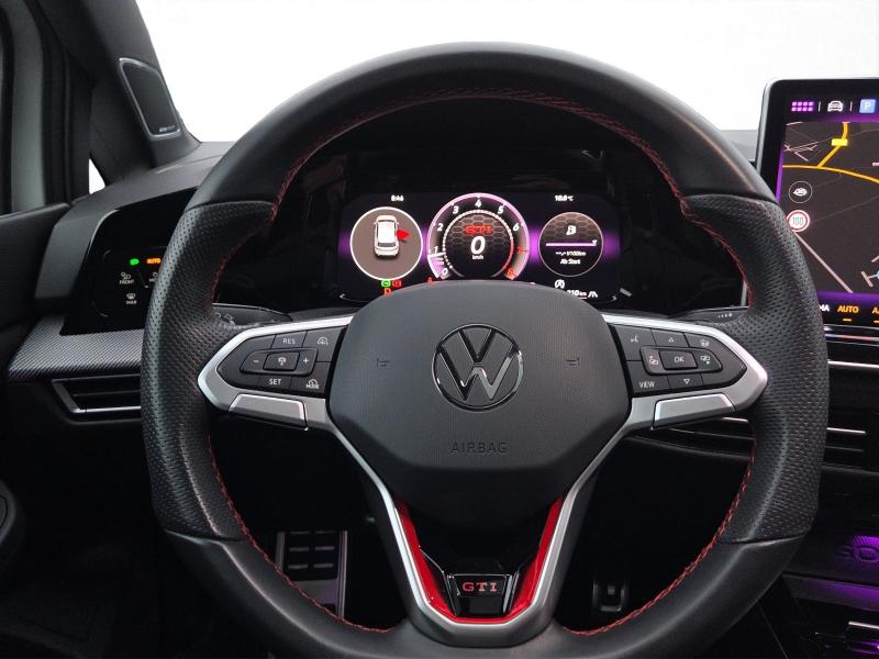 Volkswagen Golf GTI Black Style – image 8 of 18