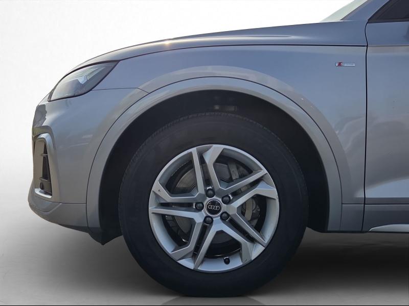 Audi Q5 S line – image 13 of 20