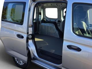 Volkswagen Caddy Basis – image 15 of 21