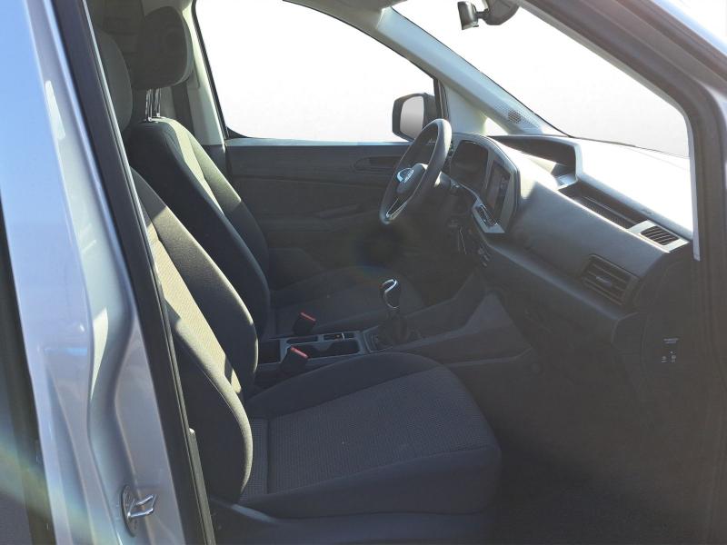Volkswagen Caddy Basis – image 3 of 21