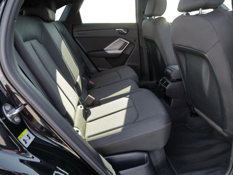 Audi Q3 Sportback S line – image 16 of 24