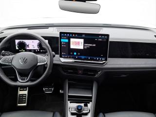 Volkswagen Tiguan R-Line – image 5 of 24