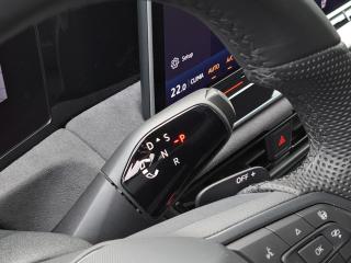 Volkswagen Tiguan R-Line – image 21 of 24