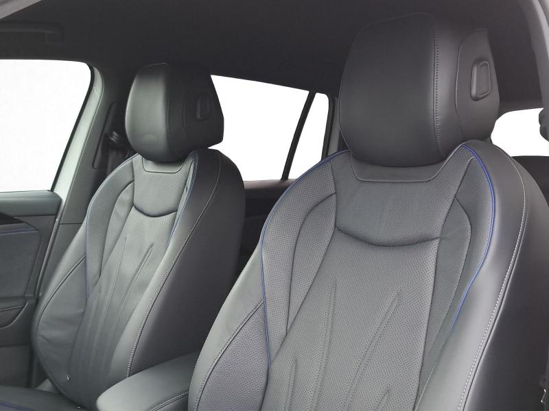 Volkswagen Tiguan R-Line – image 10 of 24