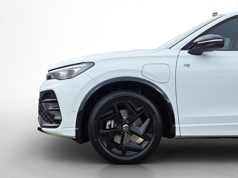 Volkswagen Tiguan R-Line – image 13 of 24