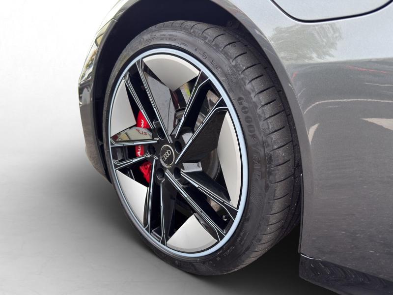 Audi e-tron GT quattro – image 13 of 25