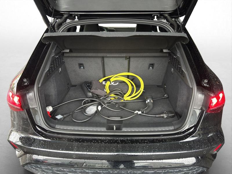 Audi A3 Sportback S line – image 11 of 25