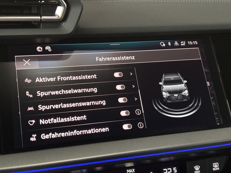 Audi A3 Sportback S line – image 22 of 25