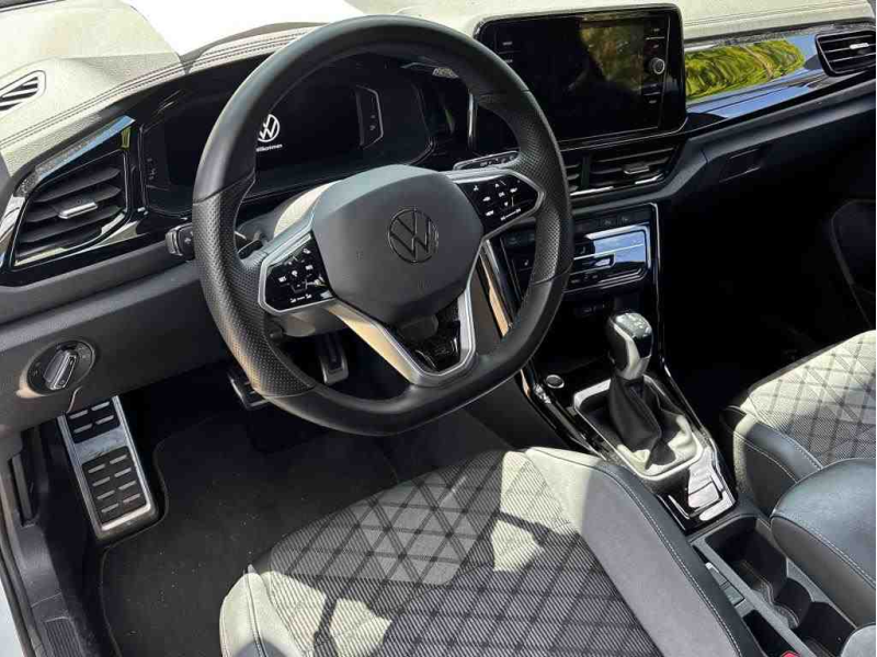Volkswagen T-Roc R-Line – image 4 of 7