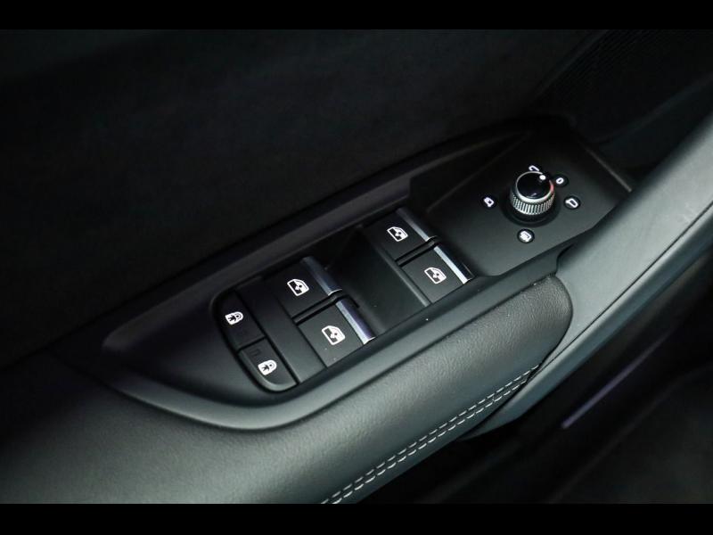 Audi Q5 Sportback S line – image 18 of 25
