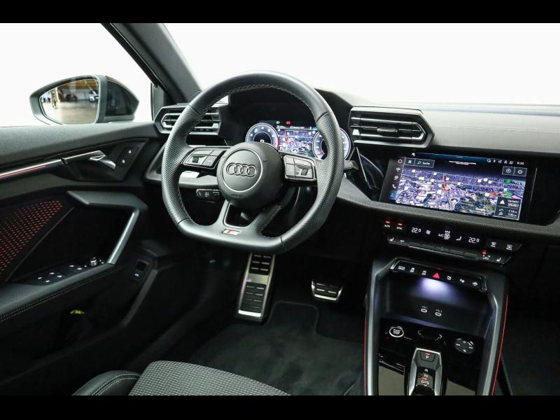 Audi A3 Sportback S line – image 12 of 25