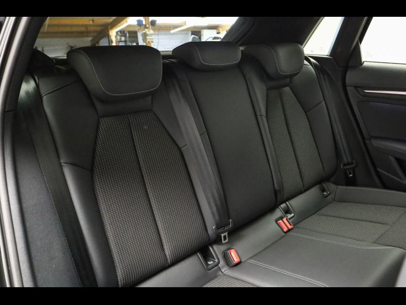 Audi A3 Sportback S line – image 21 of 25