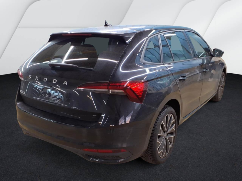 Škoda Scala Tour – image 2 of 6
