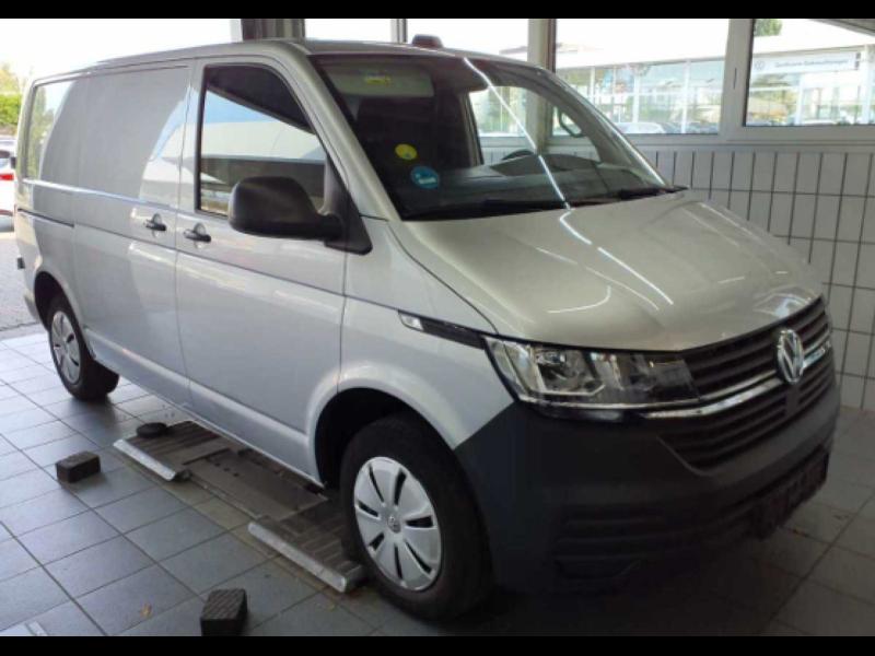 Volkswagen T6.1 Transporter – image 2 of 9
