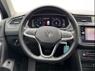 Volkswagen Tiguan Elegance – image 8 of 15