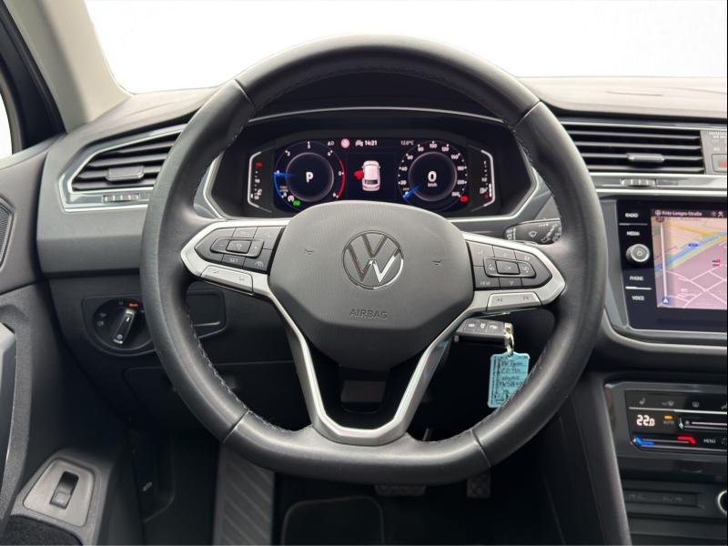 Volkswagen Tiguan Elegance – image 8 of 15