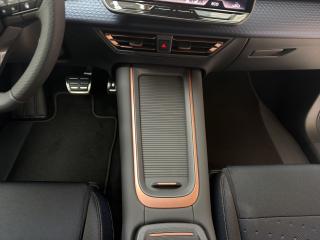 Cupra Born – image 7 of 19