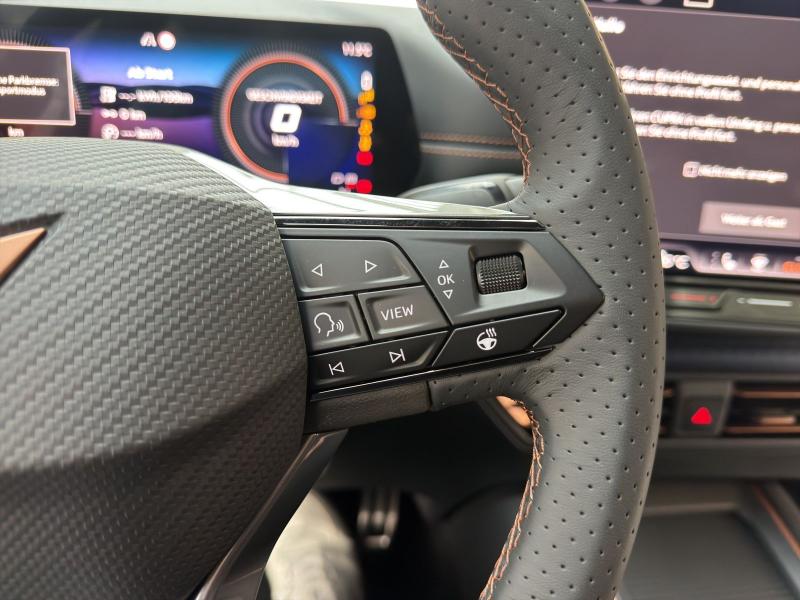 Cupra Born – image 17 of 19