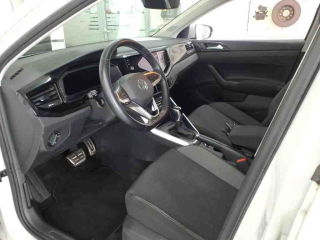 Volkswagen Polo Active – image 6 of 8