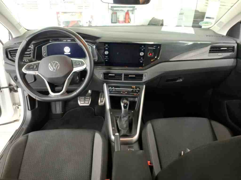 Volkswagen Polo Active – image 5 of 8
