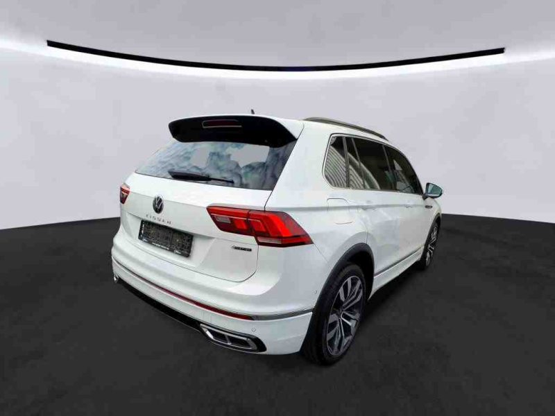 Volkswagen Tiguan R-Line – Bild 2 von 8