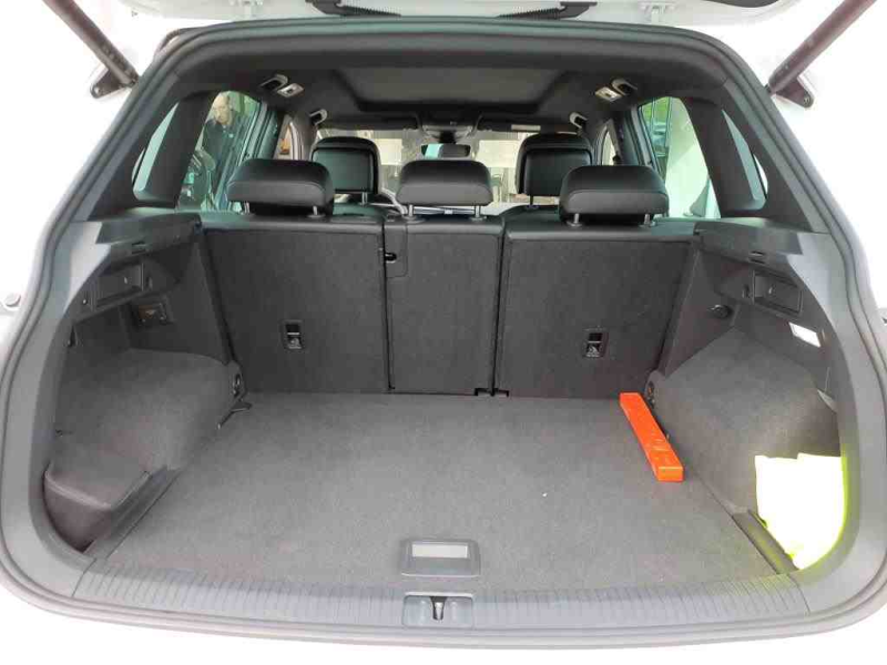 Volkswagen Tiguan R-Line – Bild 8 von 8