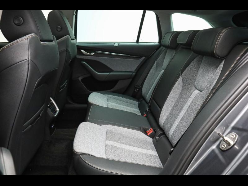 Škoda Octavia Tour – image 22 of 25
