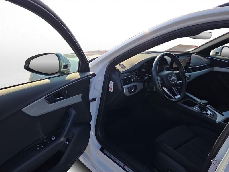 Audi A4 Avant S line – Bild 14 von 22