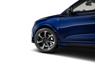 Audi Q3 S line – image 3 of 10