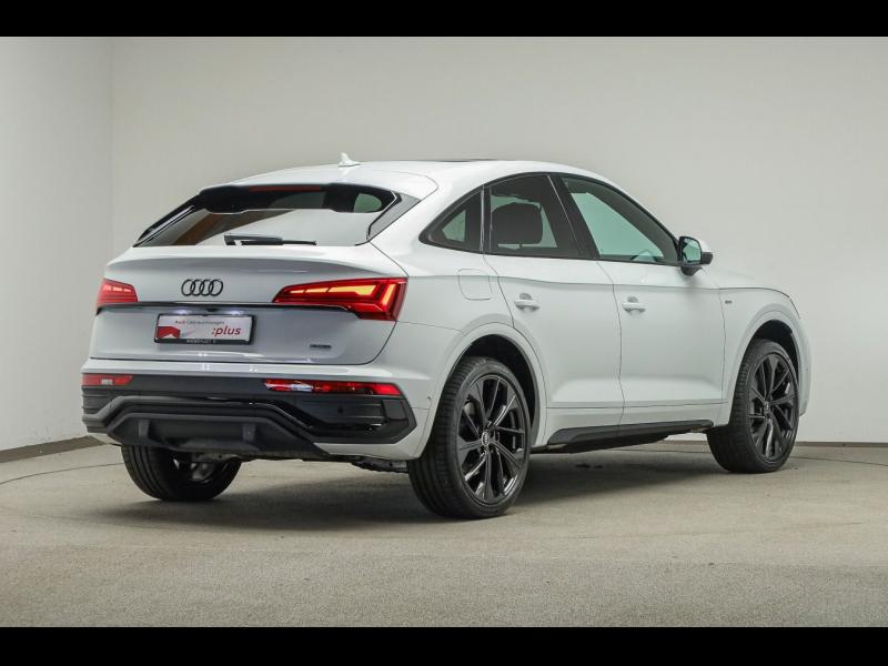 Audi Q5 Sportback S line – image 2 of 25